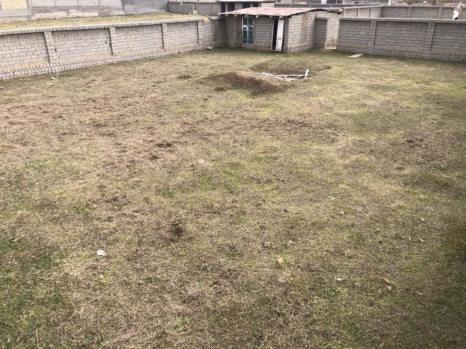 Ер сотилади 5 сотих кизгалдок мфй замона тойхонани ропарасида 4-квартл