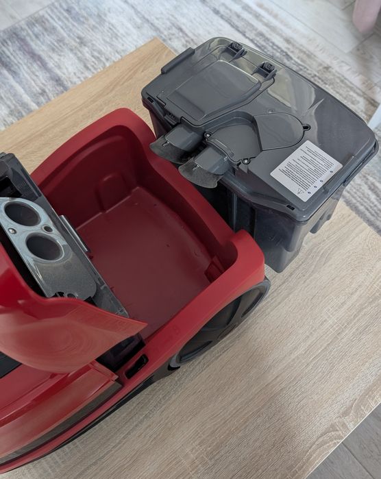 Aspirator cu spalare Bosch