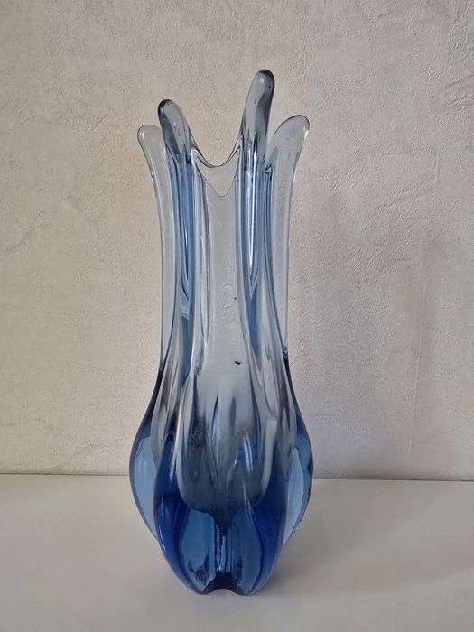 Вазы по 2000тенге