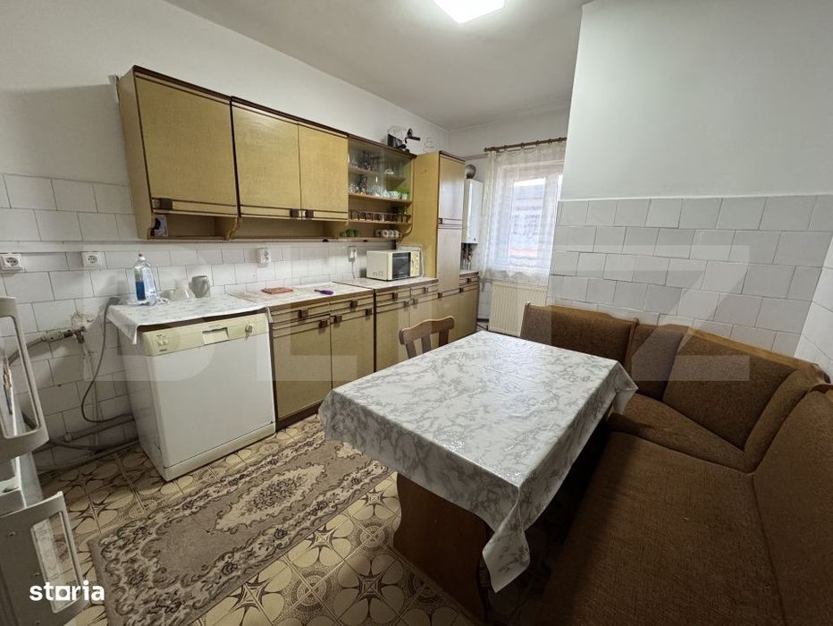 Apartament de inchiriat, cu 3 camere, Zalau