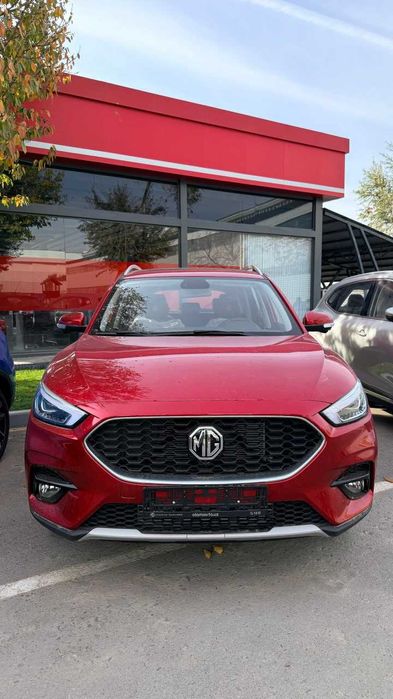 MG ZS современный субкомпактный кроссовер