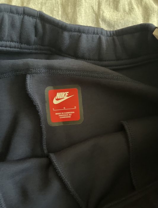 Nike tech fleece къси гащи L