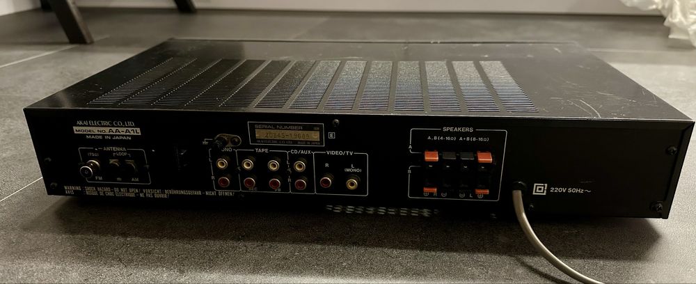 Усилватвл Akai AA A1L