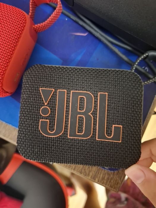 Se vand boxe jbl Go 4