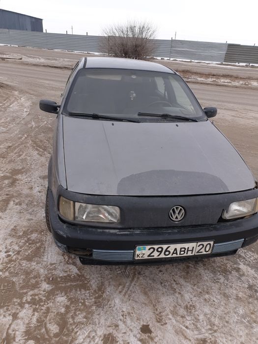 Продам пассат б3 корбиратор 1.8