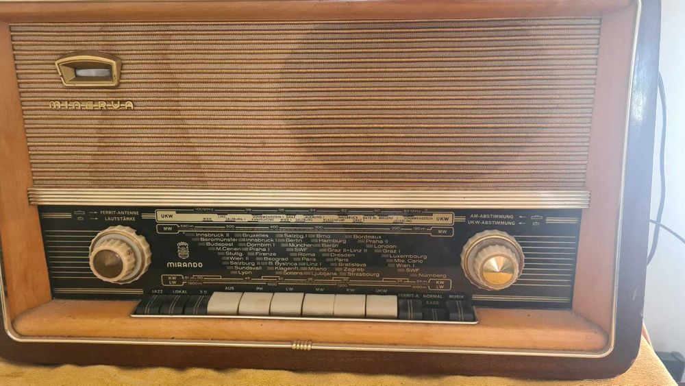 Minerva-Radio (Radiola-Radioapparate )