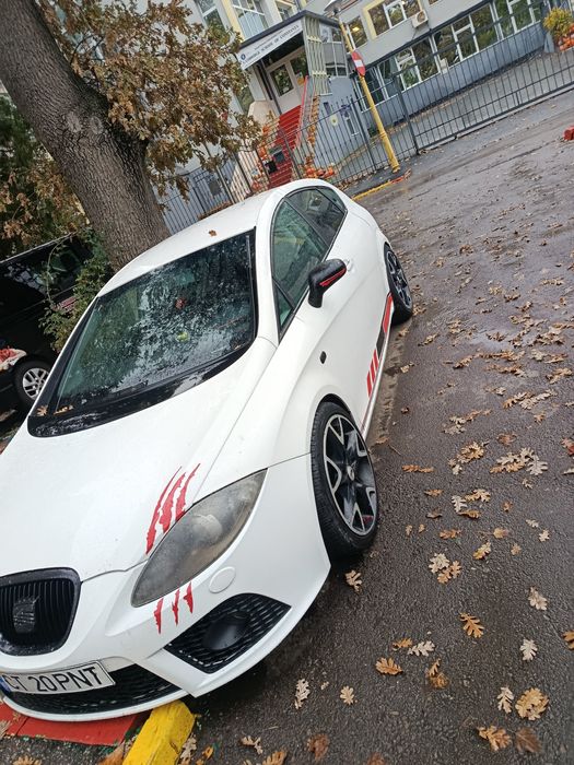 Dezmembrez sau întreagă