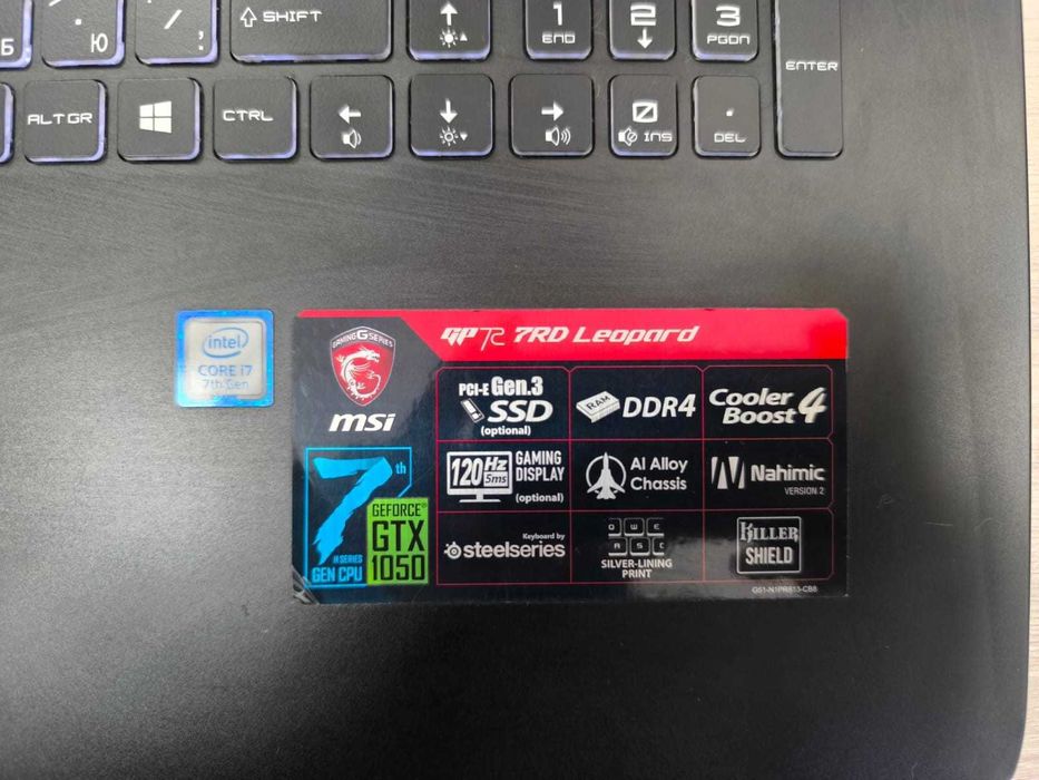 Игровой ноутбук MSI GP72 7RD Leopard 17.3