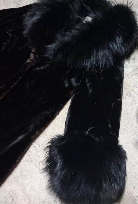 Haină de blană E.A. Leroy