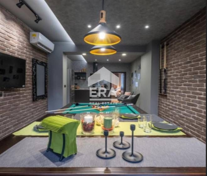 Продава се Тристаен апартамент в София, Център - 105 кв.м за 2761 €/кв.м - Снимка #1