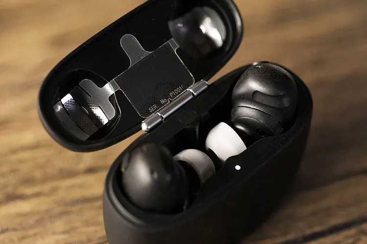 Final Audio Tonalite Casti HIFI Bluetooth Wireless Noi Cutie, Garantie