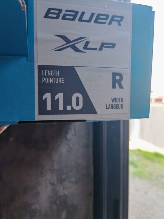 Продам коньки Бауер в хорошем состоянии