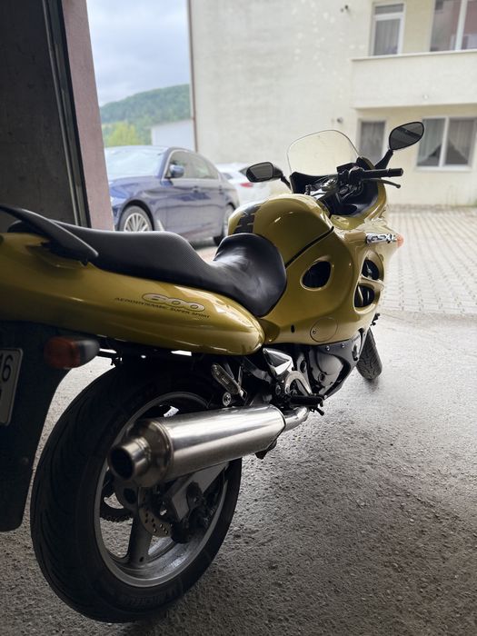 Suzuki GSX 600 F Katana