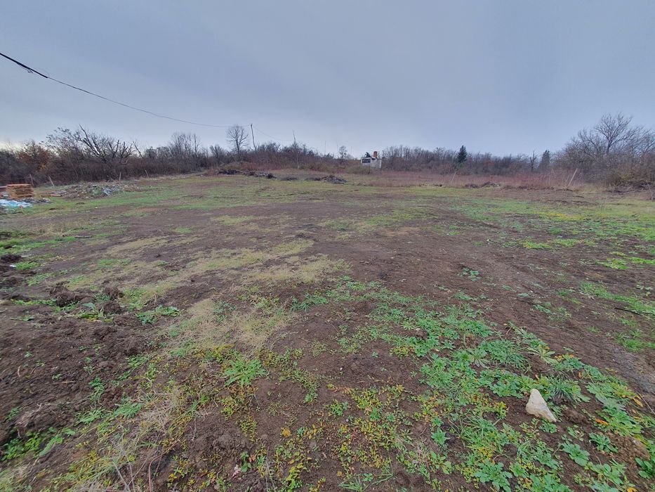 Продава се Парцел в Велико Търново, Промишлена зона - Запад - 1680 кв.м за 42 €/кв.м - Снимка #3