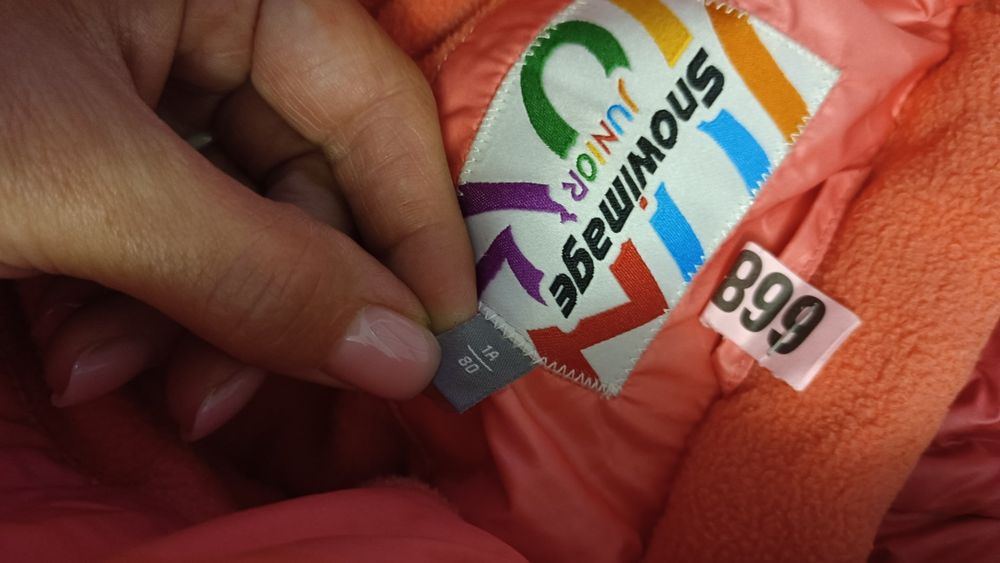 Зимний комбинезон для девочки