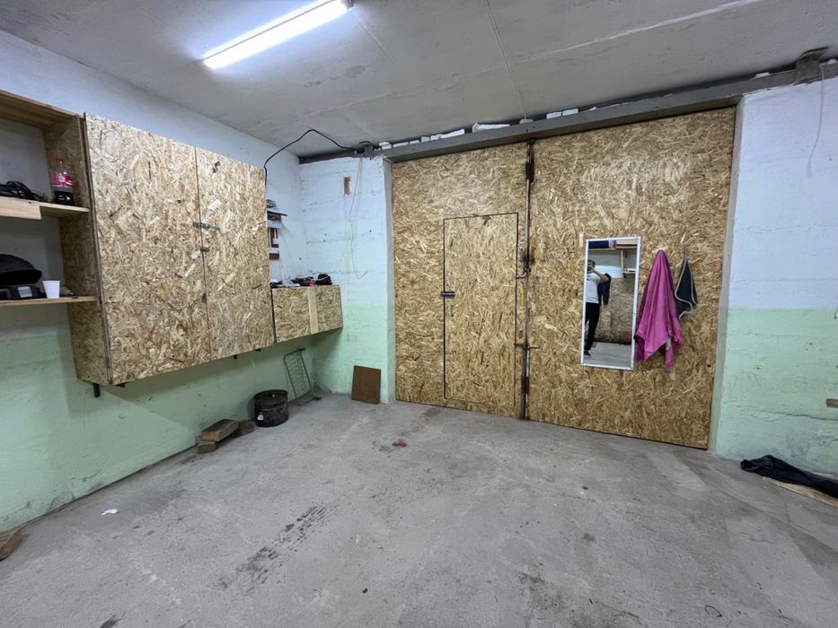 Продам гараж,срочно,торг есть