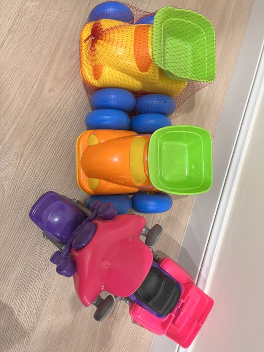 Игрушки/ машины/ Игрушечный транспорт