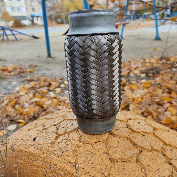 Гофра глушителя новая