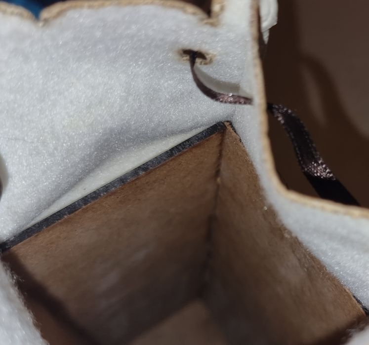 Подаръчна кутия за вино с метални и дървени детайли - юбилей