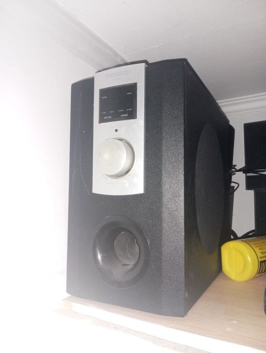 саббуфер с 5 колонками