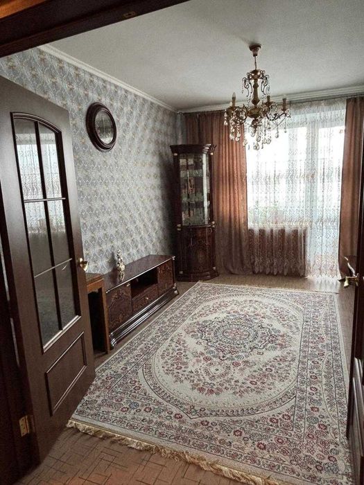 продам 3 комнатную квартиру