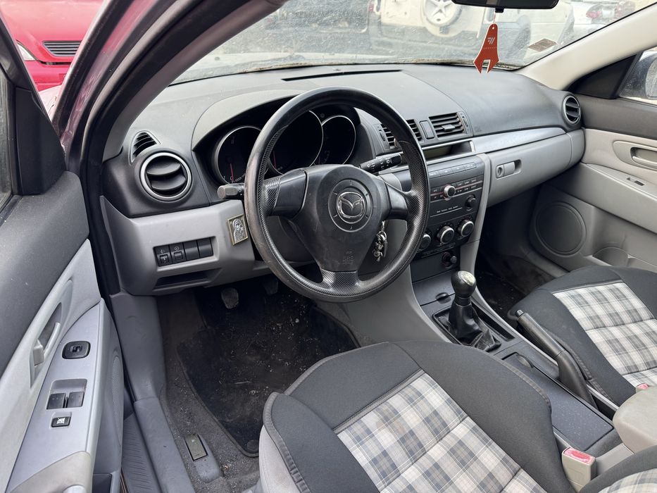 Мазда 3 1.4и 84кс 2004г На Части