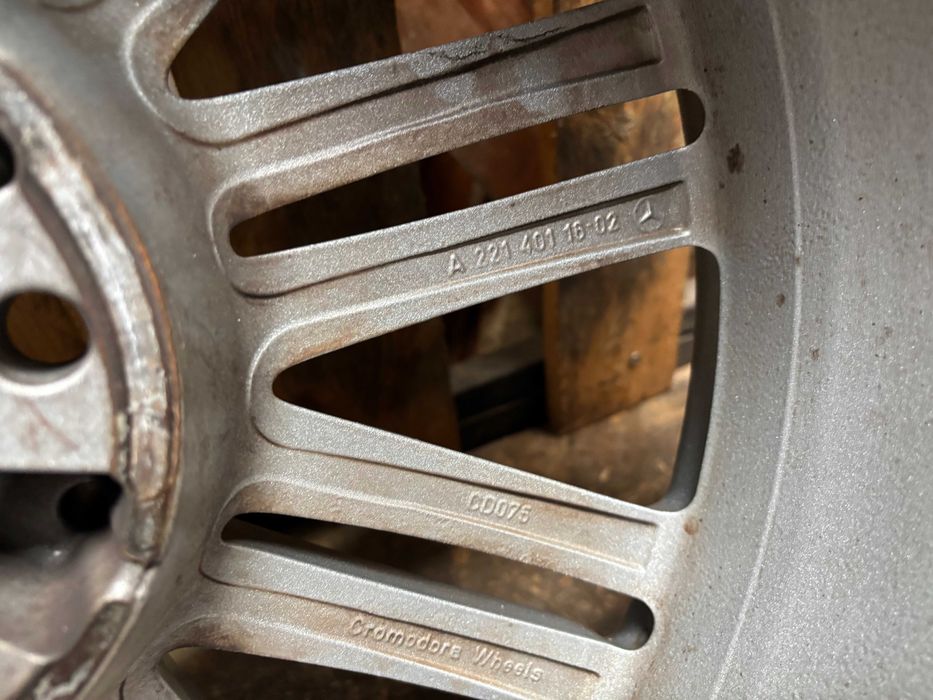 Джанти 19" с гуми Michelin 255/35 ZR19