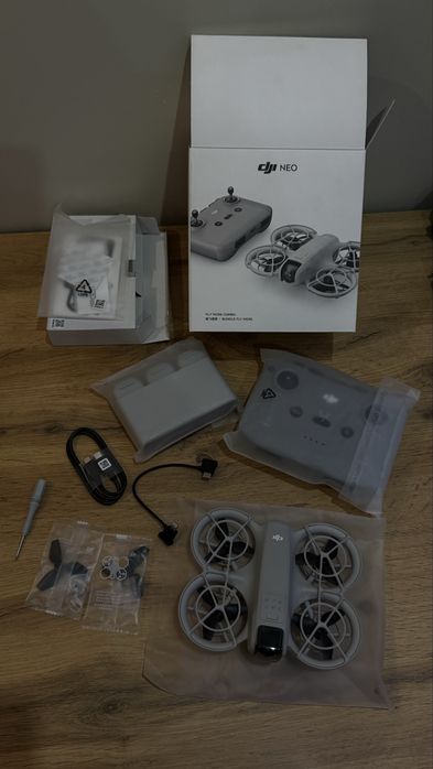 DJI Neo Fly More Combo (дрон)