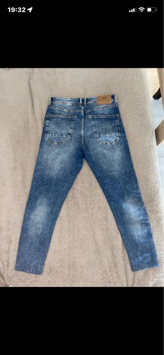 Blugi Rupti Barbati FSBN