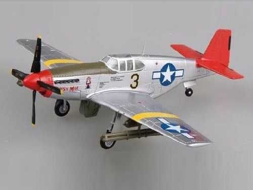 Сборная модель самолета P-51С Mustang (Academy 1/72)