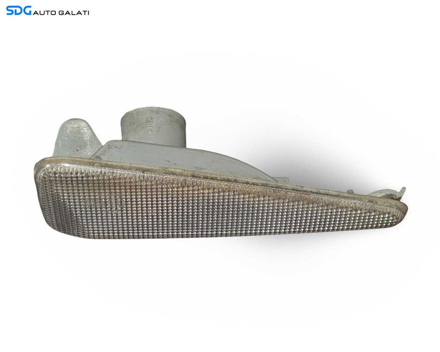 Lampa Semnalizare Stanga de pe Aripa Caroserie Dacia Sandero 1 2008 - 2012 Cod 8200602763 [LR4023]