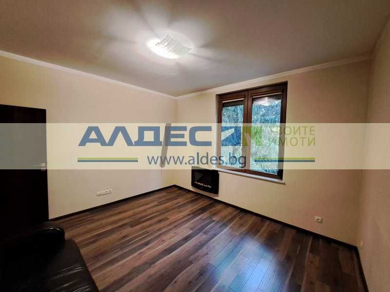 Отдава се под наем къща в Лозенец до пл. Журналист!