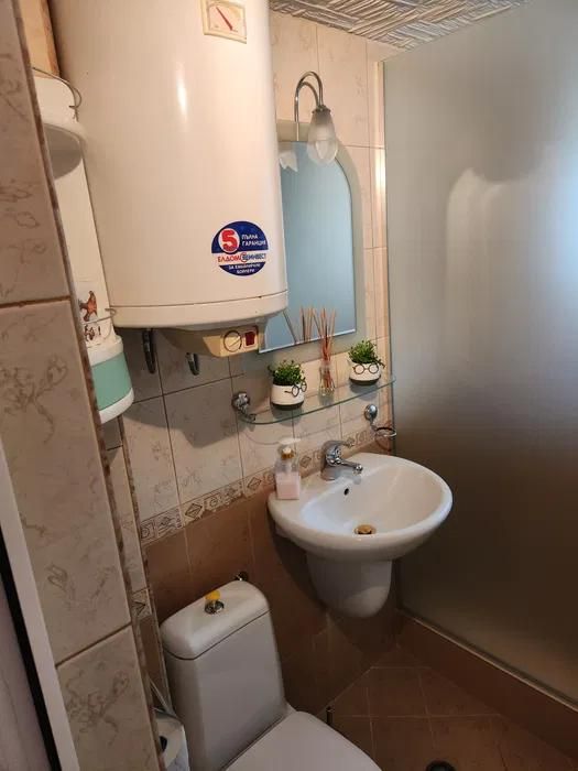 Дава се под наем Двустаен апартамент в Варна, Чайка - 43 кв.м за 435 € - Снимка #7