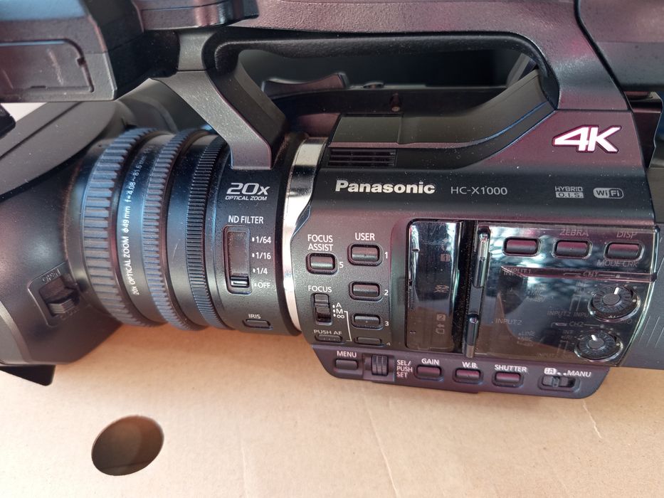 Panasonic HC X-1000
