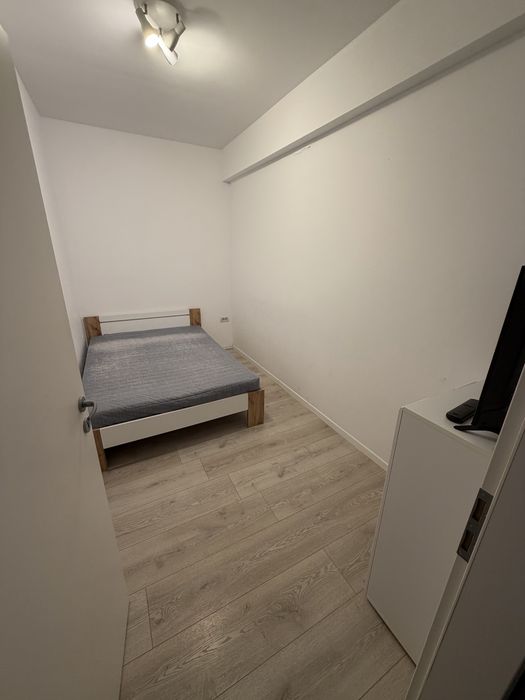 Inchiriez apartament cu 2 camere