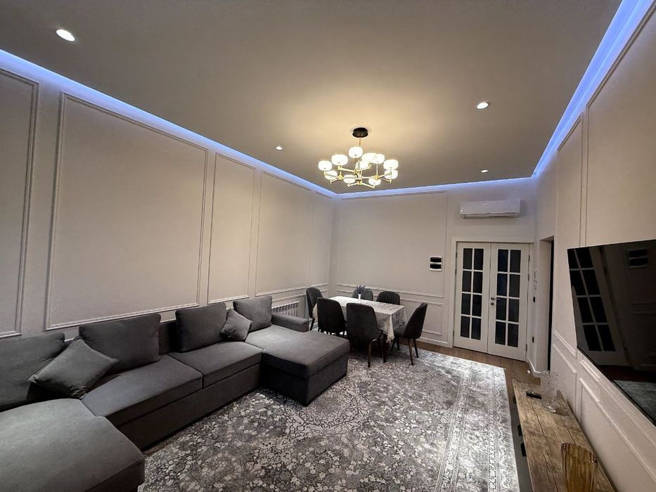 2-квартиры на одной площадке в  ЖК «Нур»  160м2+50кв.м напротив Алайск