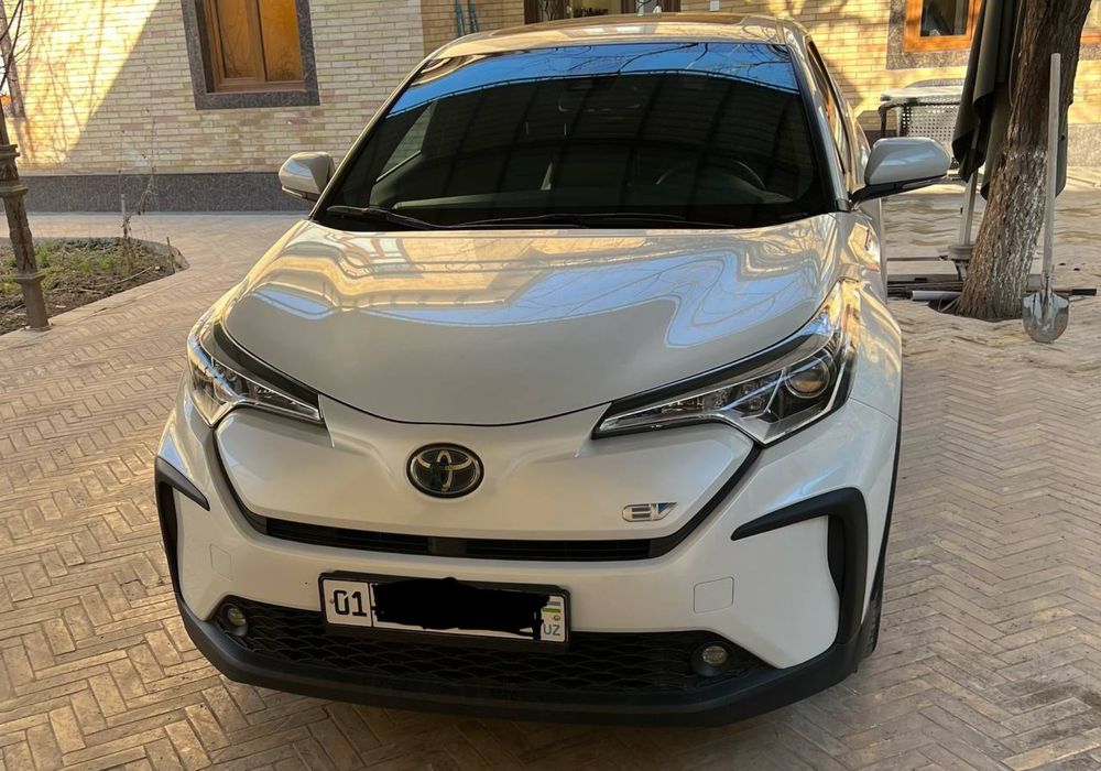 Продаю свою Tayota ChR