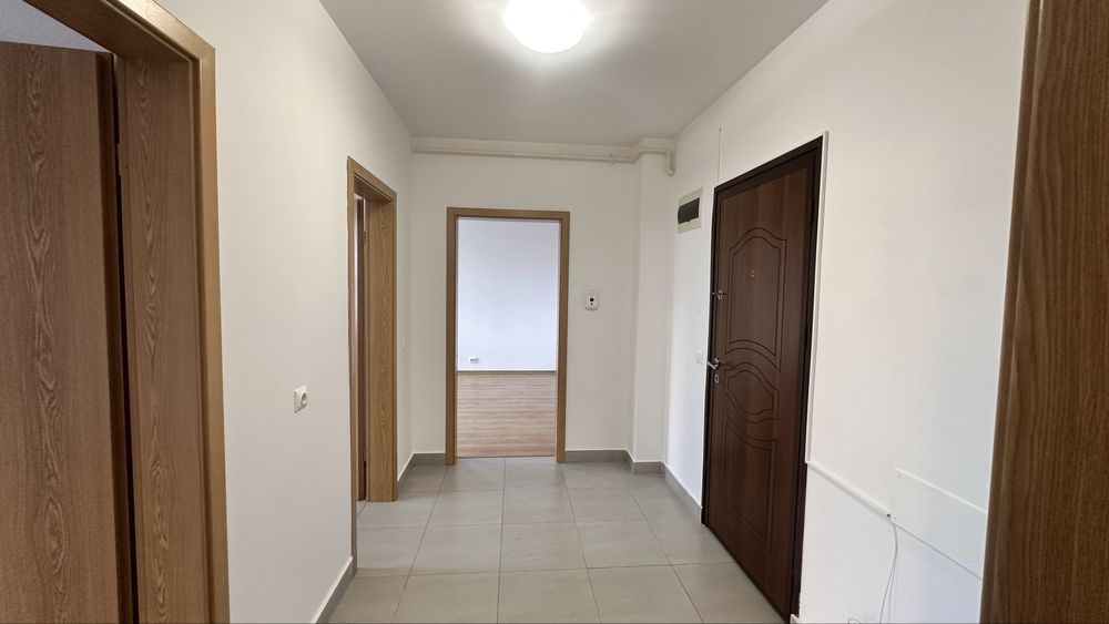 Particular apartament 2 camere bloc nou Mall Coresi 115500