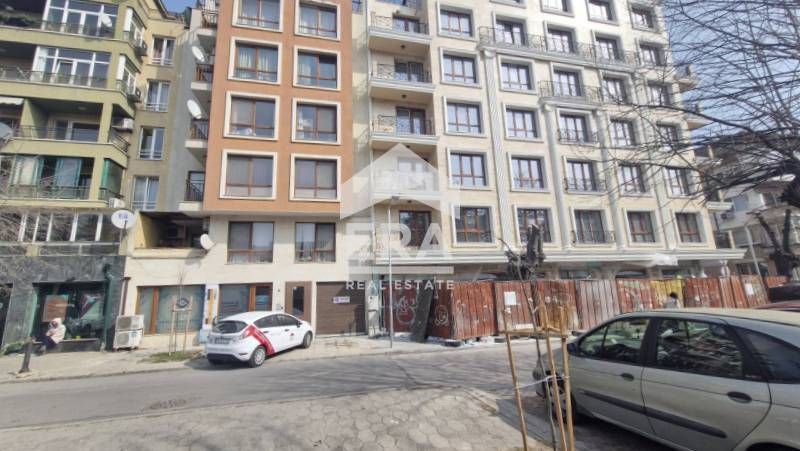 Продава се Гараж / Паркомясто в Варна, Център - 12 кв.м за 2209 €/кв.м - Снимка #5