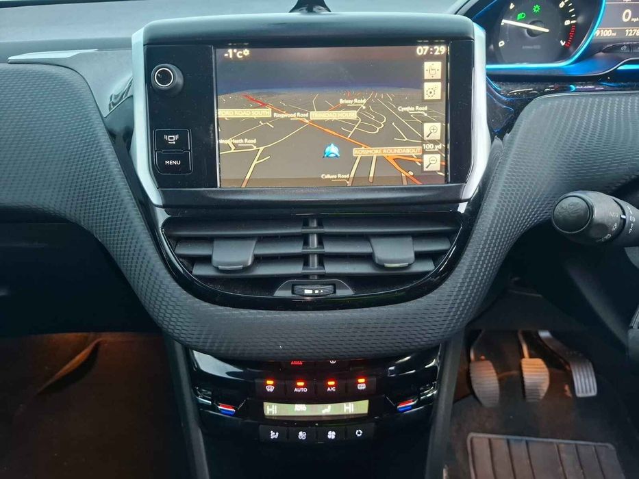 Bare Spate Peugeot 2008 2013 SUV Alb