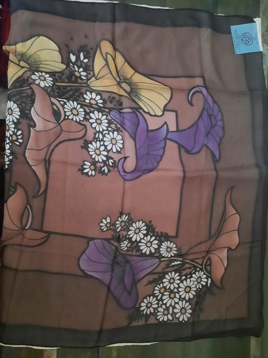 Отрезы тканей крепдешин и вилюр. Ретро