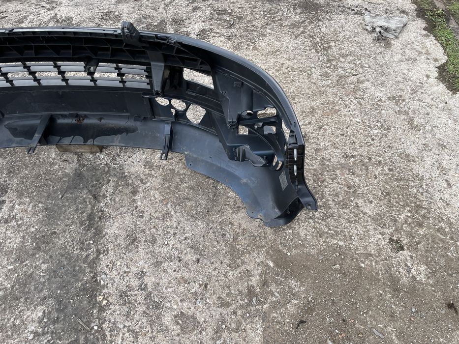 Предна броня за VW Transporter caravelle multivan T5  2009-2015г 2бр