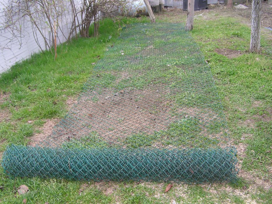 Plasa de sarma protejata, pentru garduri