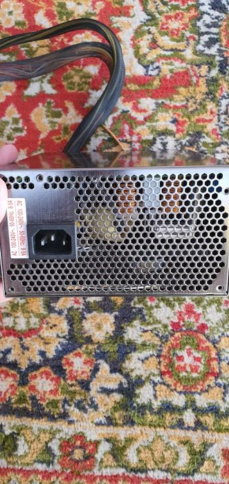 Продам блок питание Hunkey 550 w jumper