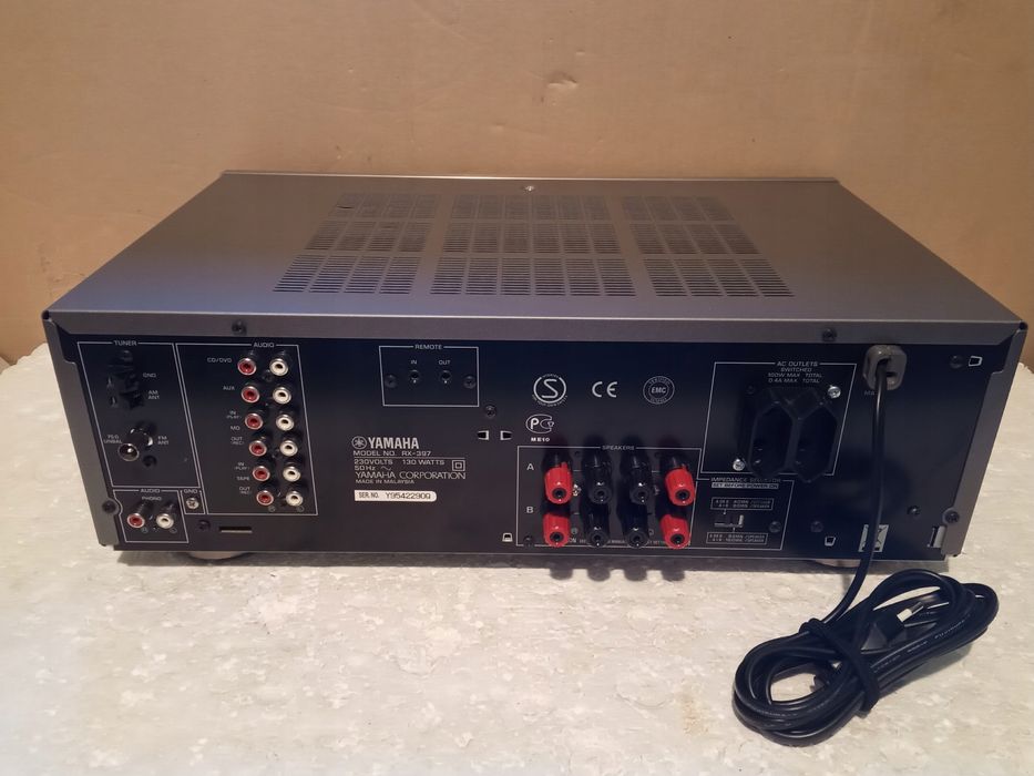Vând Amplificator Audio Yamaha RX 397 Titan