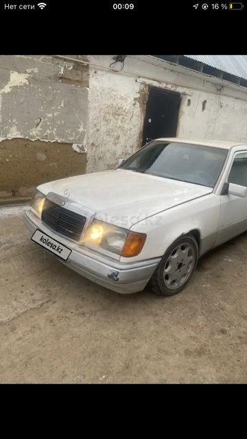 Мерседес 124Е девяносто год объем