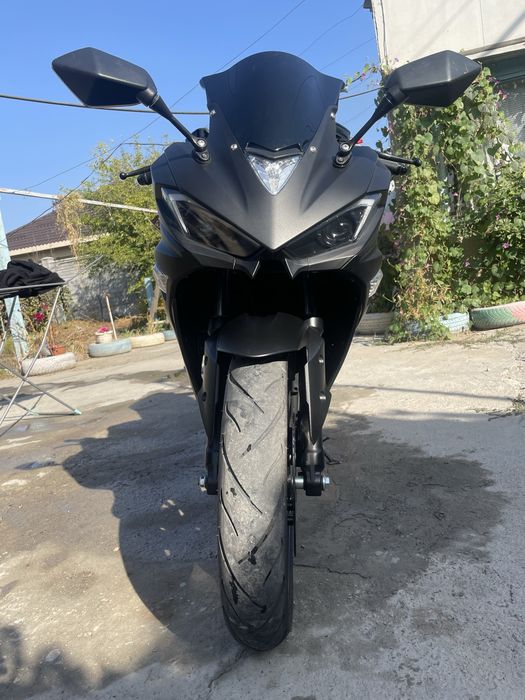 Электро мотоцикл Yamaha r3