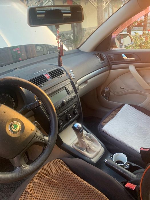 SKODA Octavia 2008 — imagine 3