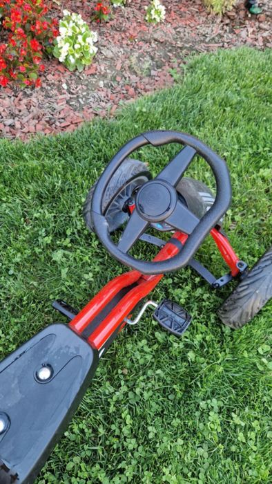 Детско колело с педали, на 4 гуми