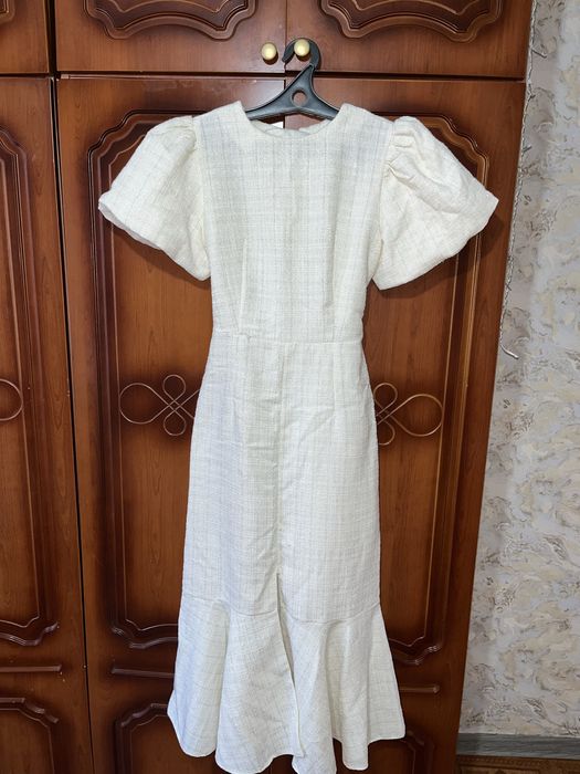 Новое платье,белое,длинное